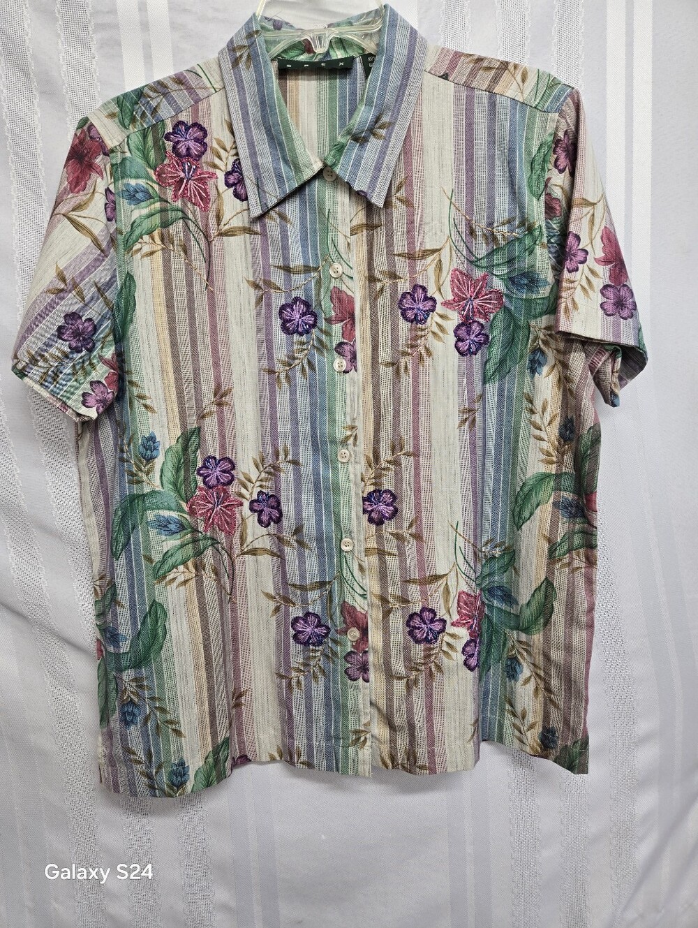 APEX MULTICOLOR BUTTONDOWN SHIRT EMBROIDERY AND SEQUENCE DETAILS ON FRONT SIZE M